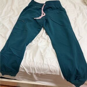Figs Caribbean blue Scrub joggers